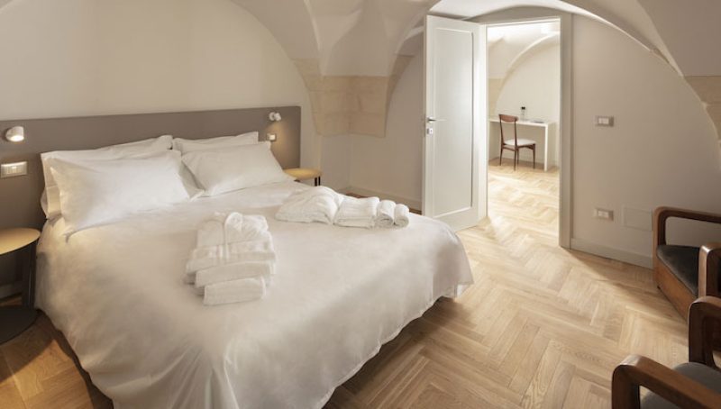 Le suite di Palazzo dei Tolomei - il letto