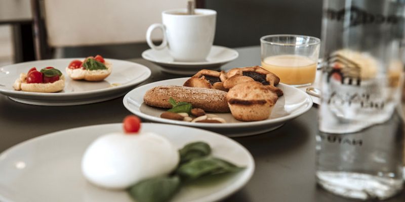 specialità salentine da gustare nella Sala Colazione di Palazzo dei Tolomei a Lecce